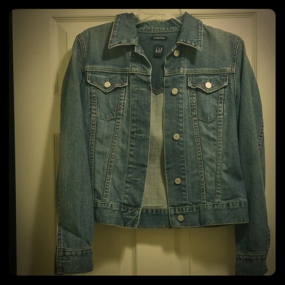 GAP Jackets & Blazers - GAP Jean Jacket